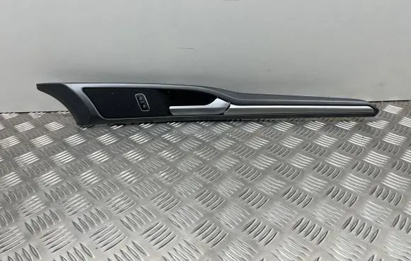 Ford Fusion II Front door interior handle DS7319B152AA