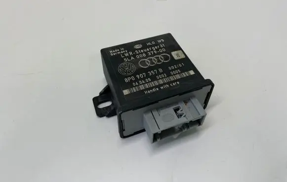 Audi A4 S4 B7 8E 8H Light module LCM 8P0907357B 5LA00837900