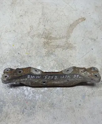 BMW 5 E39 Gearbox mounting bracket