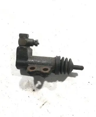 Hyundai ix35 Clutch slave cylinder 