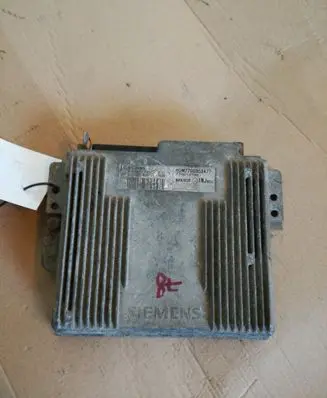 Renault Laguna I Engine control unit/module H0M7700863477