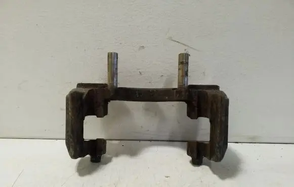 Volkswagen Transporter - Caravelle T5 Front Brake Caliper Pad/Carrier 
