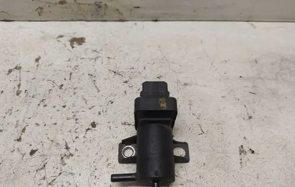Renault Master III Turbo solenoid valve 8200762162