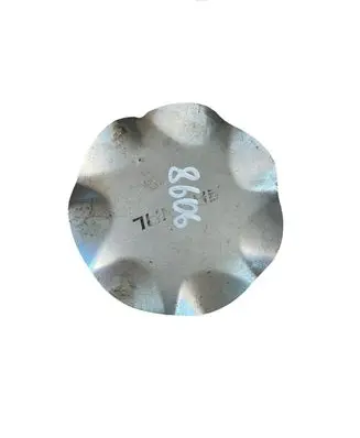 Volkswagen Golf IV Non-original wheel cap 77515