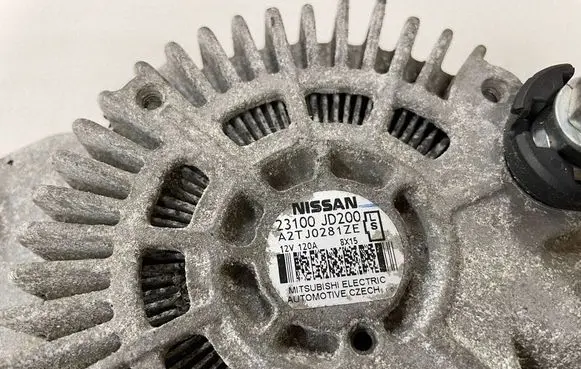 Nissan Qashqai Generator/alternator 23100JD200 A2TJ0281ZE 8X15