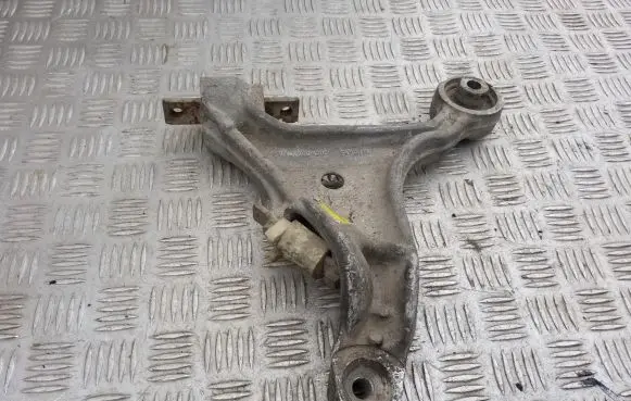 Volvo S60 Front lower control arm/wishbone 9492119 SV66200120