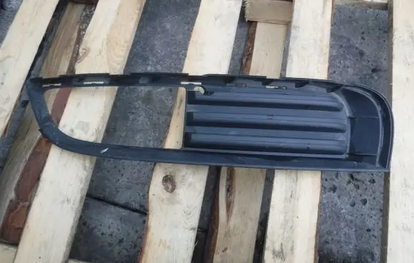 Opel Insignia A Front bumper lower grill 13238370