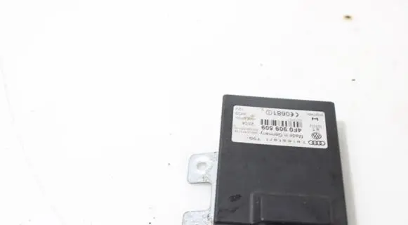 Volkswagen Phaeton Fan control module 