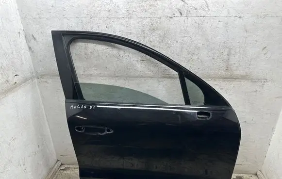 Porsche Macan (95B) Front door