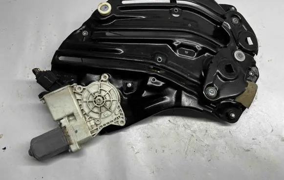 Ford Mustang VI Rear window lifting mechanism without motor FR3T14A411CC