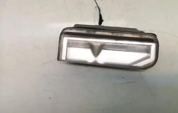 Lexus IS 220D-250-350 Number plate light