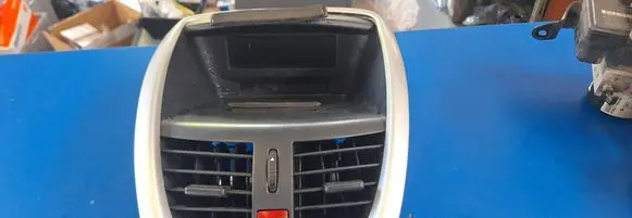 Peugeot 207 Screen/display/small screen 5555502902