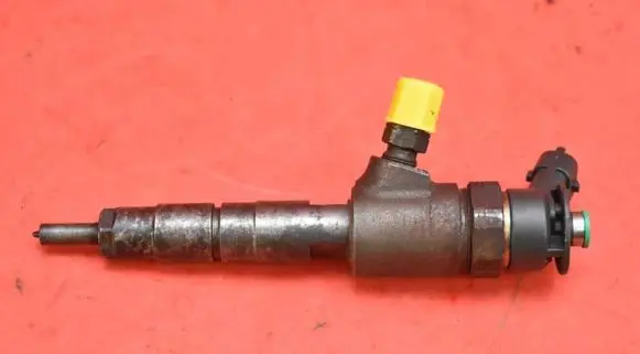 Fuel injector