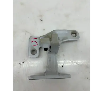 Mercedes-Benz Sprinter W907 W910 Front door upper hinge H910D1