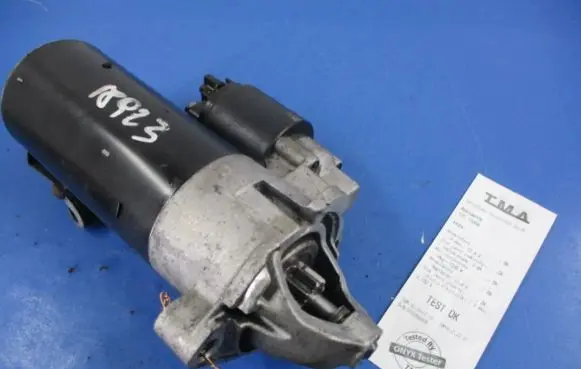 Audi A4 S4 B5 8D Starter motor