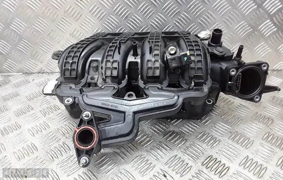 Toyota Yaris Intake manifold 1711247060