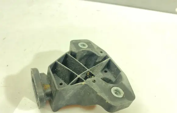 Mercedes-Benz GL X164 Rear bumper mounting bracket A1648800230