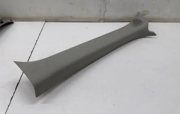 Toyota Yaris Cross (A) pillar trim 622120DB30