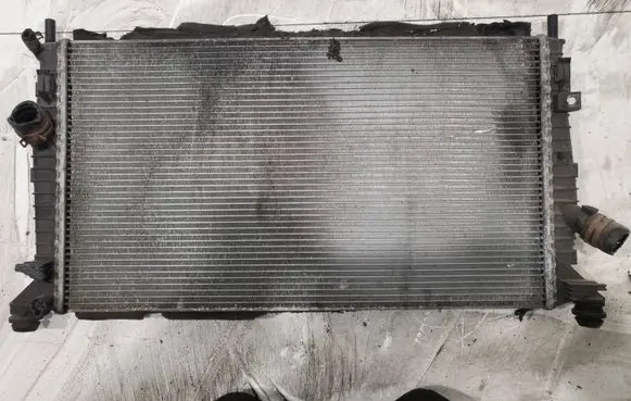 Volvo V50 Coolant radiator 3M5H8005TJ 01FEB200407