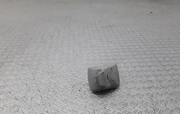 Sun visor clip/hook/bracket
