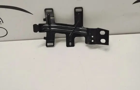 BMW i4 Other engine bay part 8499177-06