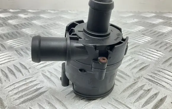 Volkswagen PASSAT B8 Electric auxiliary coolant/water pump 5G0965567