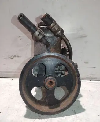 Toyota Avensis T250 Power steering pump