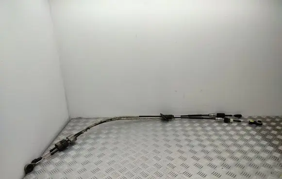 Gear shift cable linkage