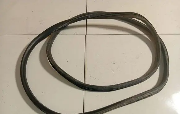 Audi A6 S6 C5 4B Rubber seal front coupe door 