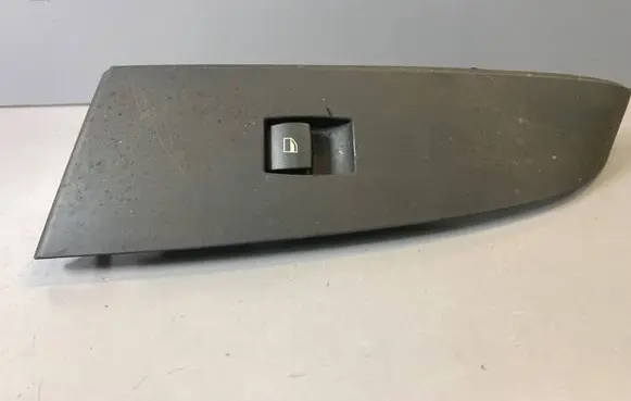 BMW 5 E60 E61 Electric window control switch 15939805