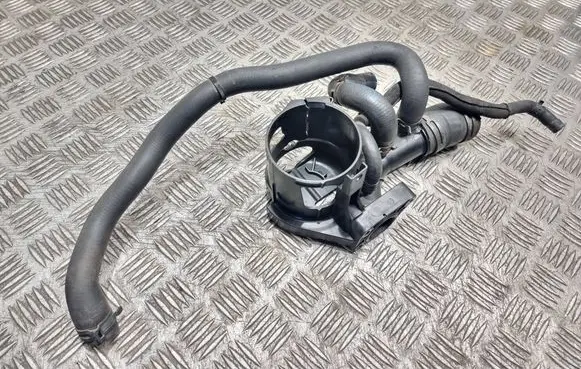 Mercedes-Benz E W212 Coolant pipe/hose A651200