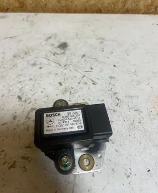 Mercedes-Benz CLS C219 ESP acceleration yaw rate sensor 0265005230
