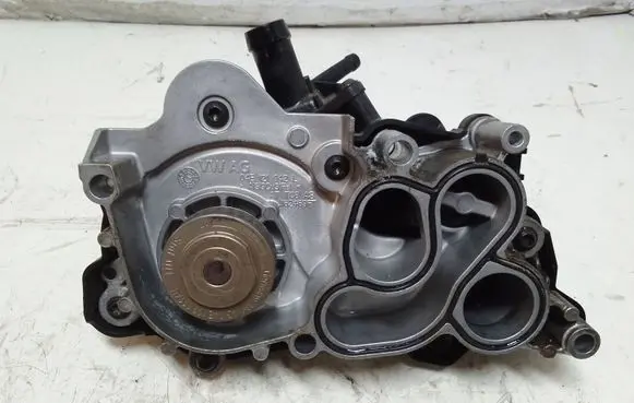 Audi A4 S4 B9 Water pump 04E121042L