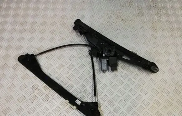 Citroen C5 Aircross Front door window regulator with motor