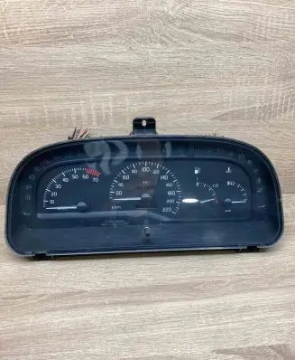 Renault Laguna I Speedometer (instrument cluster) 7700844747