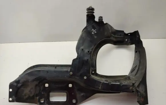 Mercedes-Benz ML W164 Headlight/headlamp mounting bracket 2712402