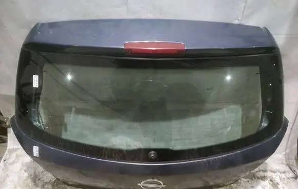 Opel Astra H Tailgate/trunk/boot lid PILKAS