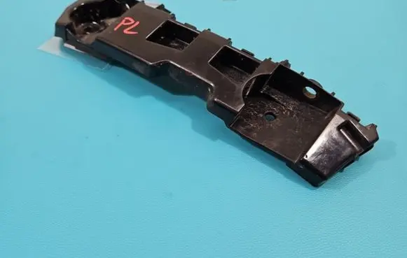 Dacia Sandero Front bumper mounting bracket 631438295R IMPRK1378788