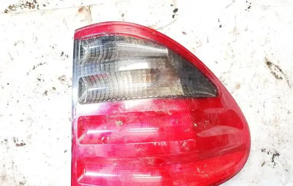 Mercedes-Benz E W210 Tailgate rear/tail lights A2108206864 3240224440