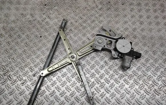 Mitsubishi Lancer VIII Front door window regulator with motor 5713A086