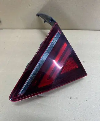 Audi A7 S7 4G Tailgate rear/tail lights 4G8945094H