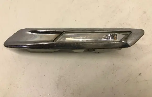 BMW 5 F10 F11 Front fender indicator light 154168 011037704