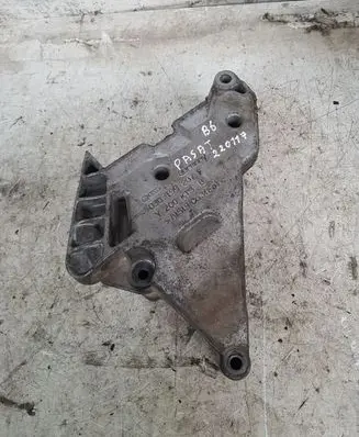 Volkswagen PASSAT B6 Engine mounting bracket