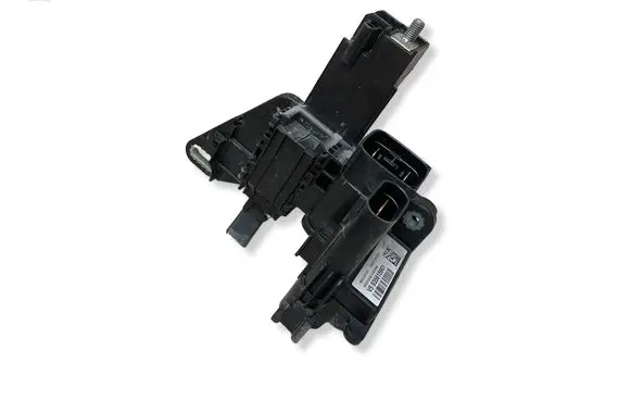 BMW M2 F87 Current control relay 9356159 19528000001 05623129102019