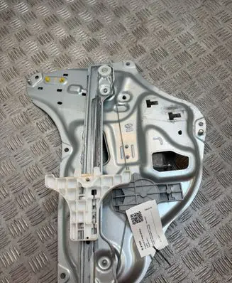 Hyundai ix35 Front door window regulator with motor 834702Y050 402354B 5602795