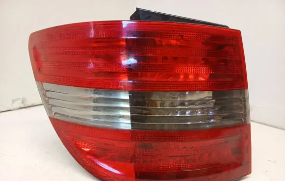 Mercedes-Benz B W246 W242 Rear/tail lights A1698200377