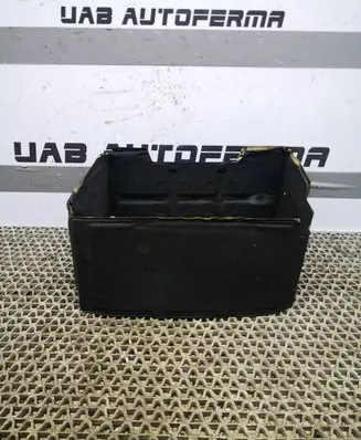 Hyundai i40 Battery box tray 371121R560