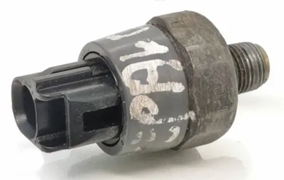Toyota RAV 4 (XA20) Oil pressure sensor 