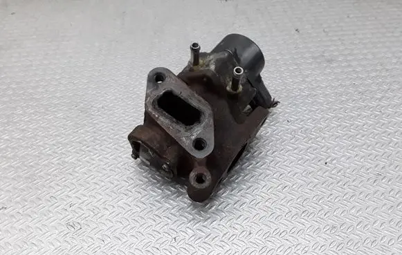 Nissan Pathfinder R51 EGR valve