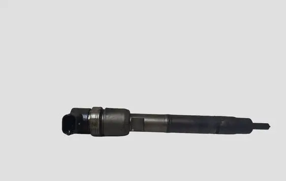 Hyundai i40 Fuel injector 338002A800 0445110411